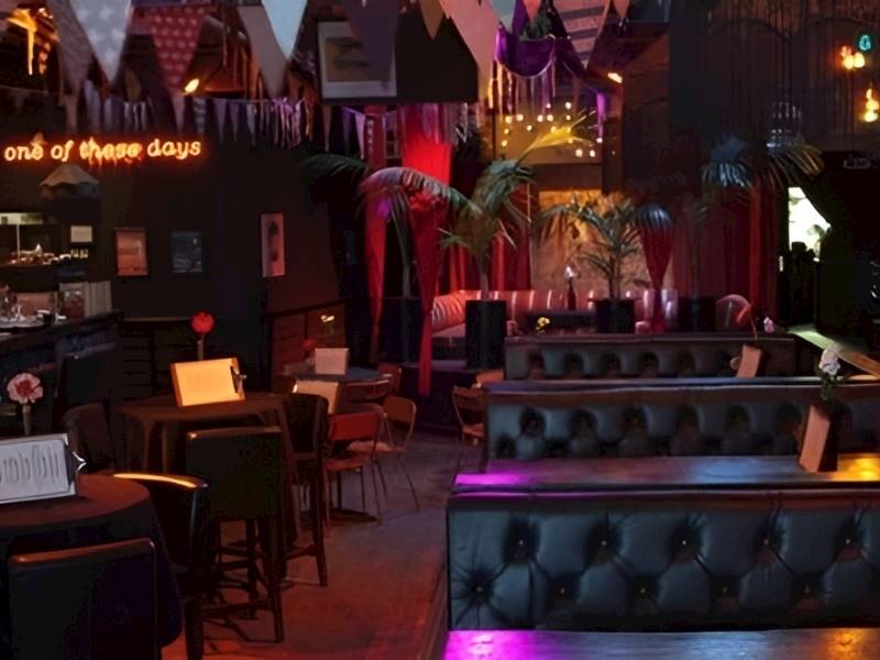 Auckland City Bars/Nightclubs Business for Sale Slide 2