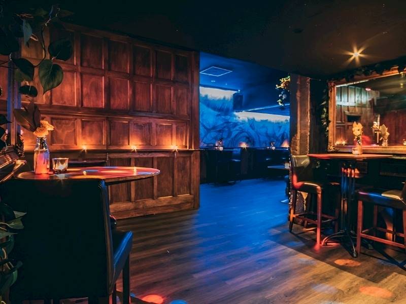 Auckland City Bars/Nightclubs Business for Sale Slide 5