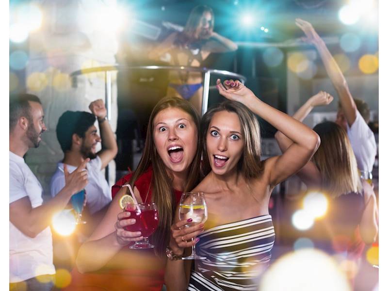 Gold Coast Region Bar/Nightclubs Business for Sale Slide 3
