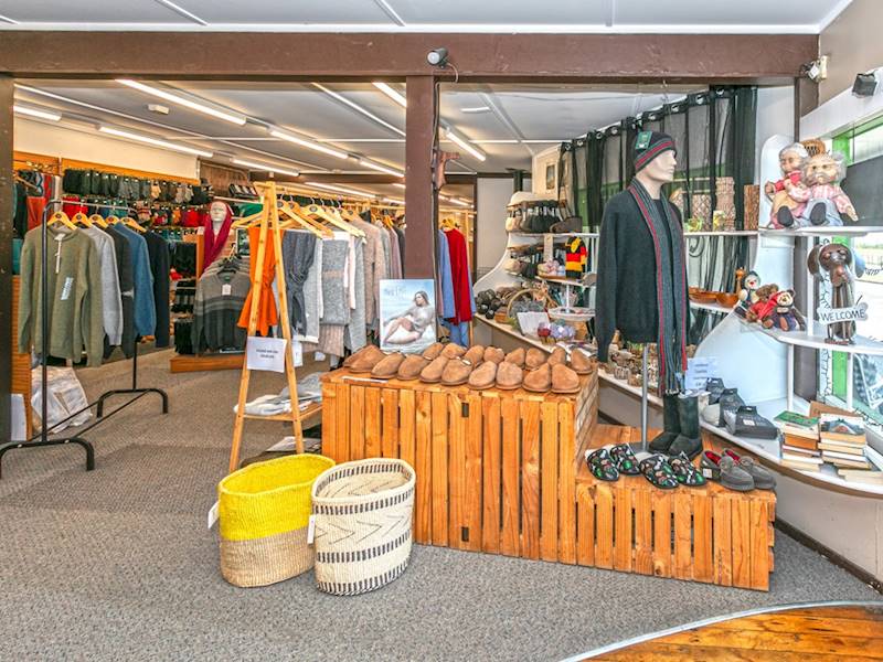 Waikato Surrounds Clothing/Accessories Business for Sale Slide 3