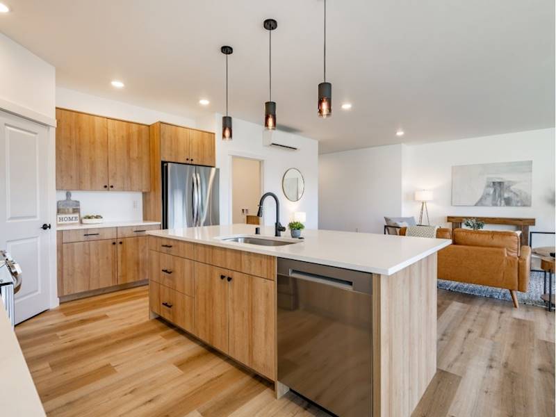 Sydney Retail Business for Sale Slide 2