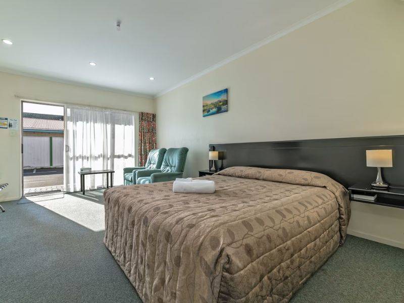 Manawatu Motel Business for Sale Slide 5