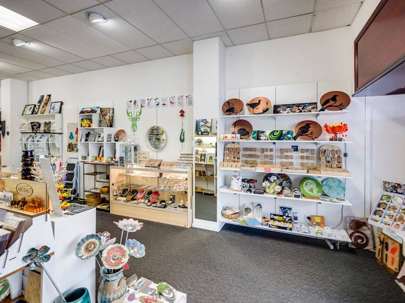 Napier Clothing/Accessories Business for Sale Slide 4