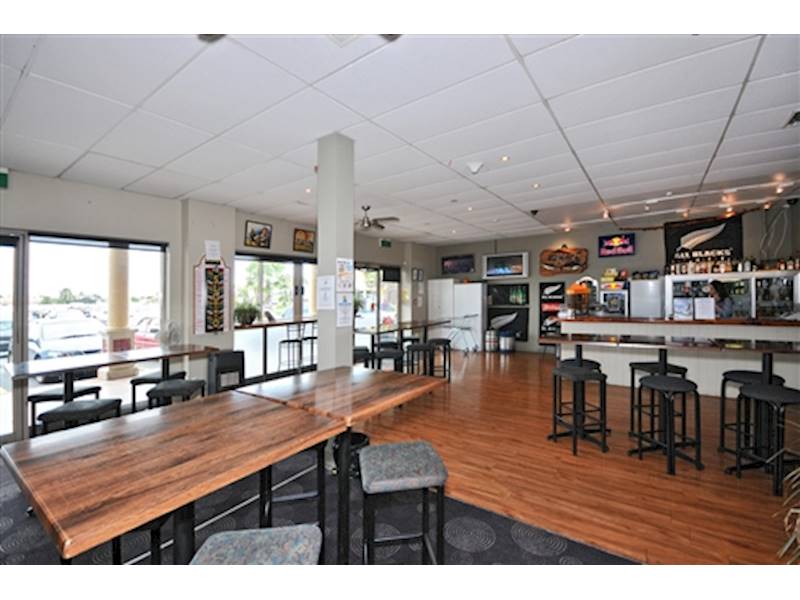 Tauranga Food/Hospitality Business for Sale Slide 2