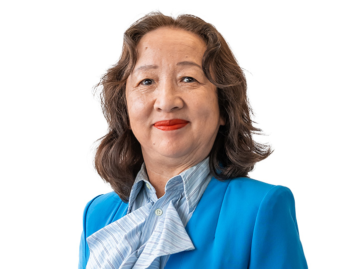 Susan Han Headshot