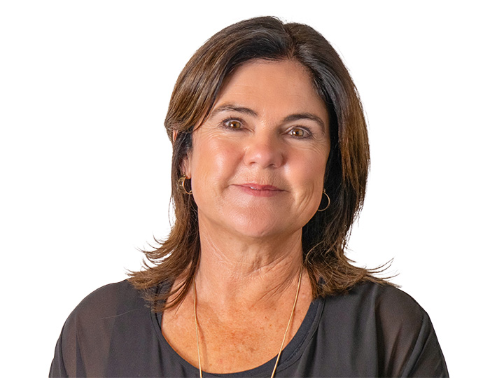Lisa Lloyd Headshot