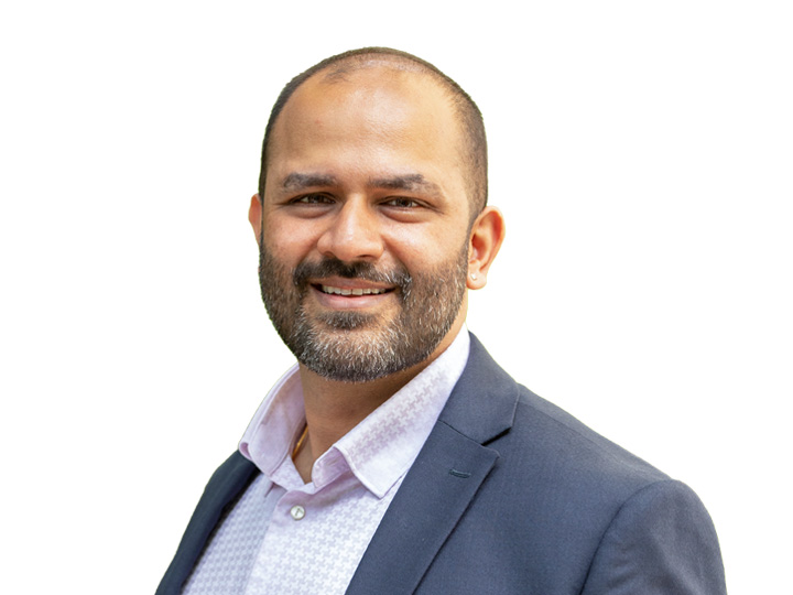 Preet Dhaliwal Headshot