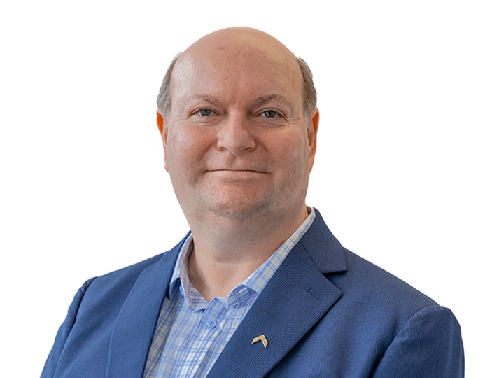 Nick Giles Headshot