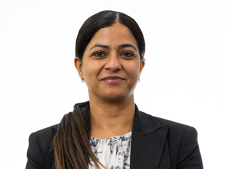 Sukhdeep Mangat Headshot