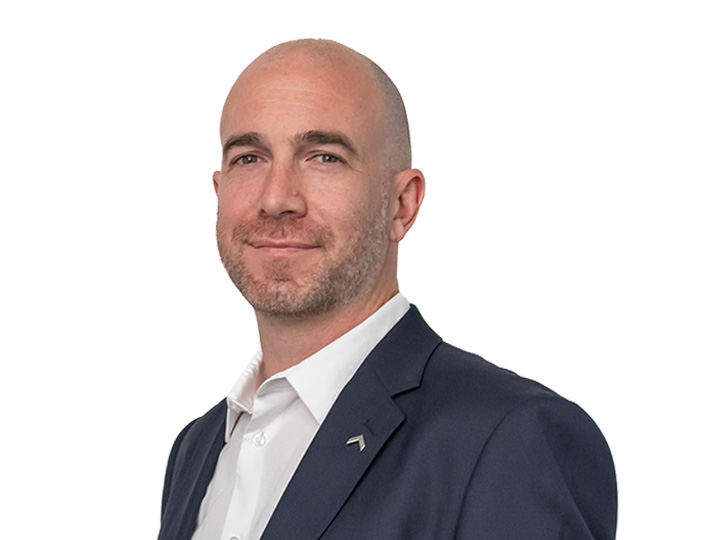 Mike Munro Headshot